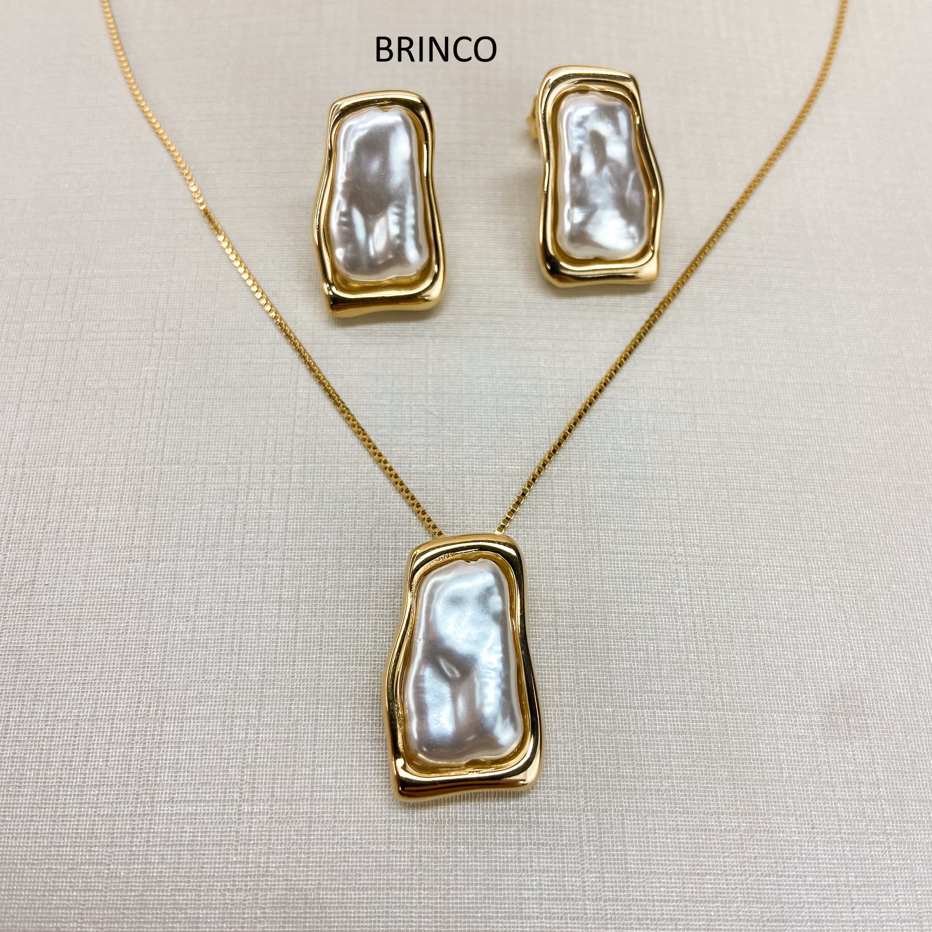 Earrings 220280