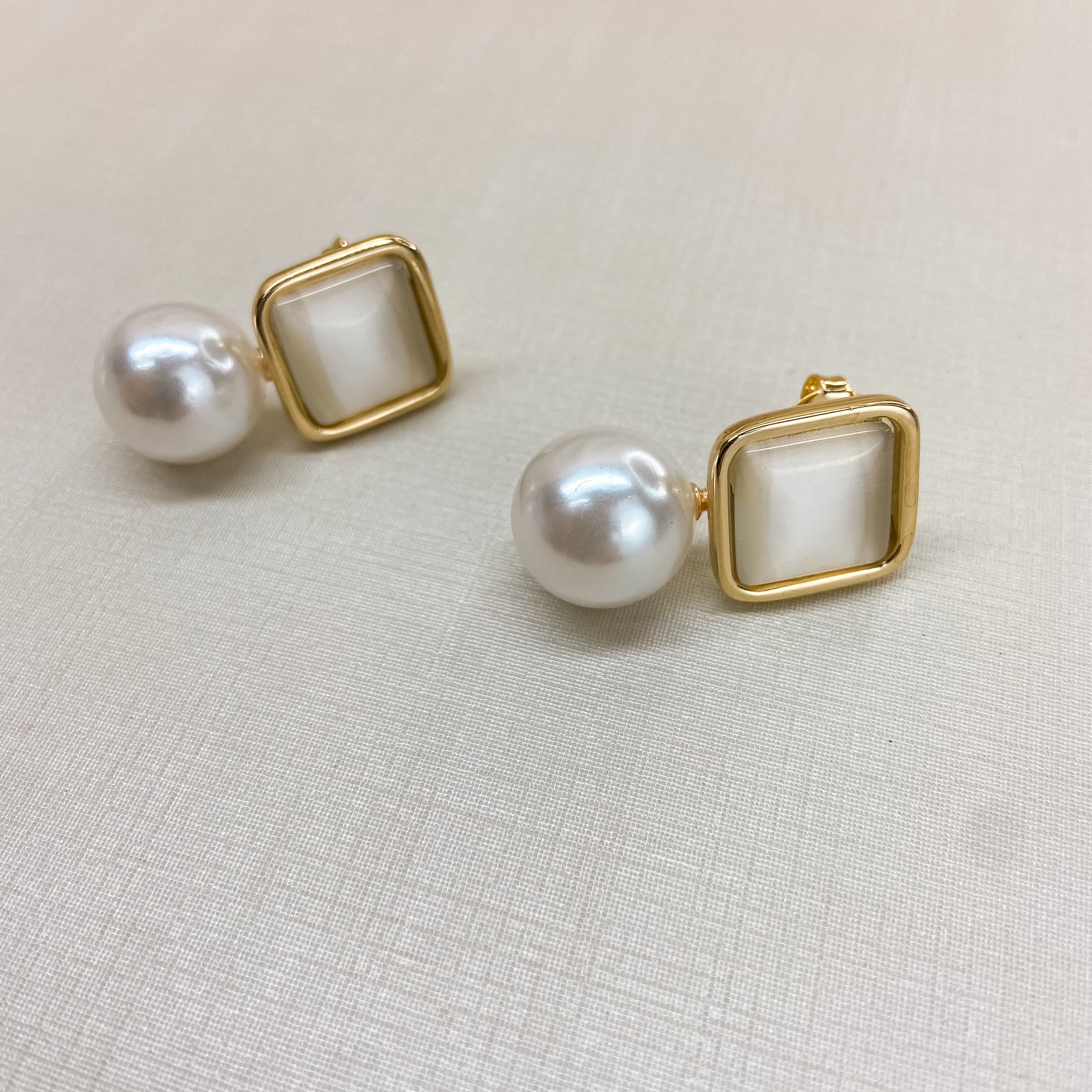 Earrings 220290