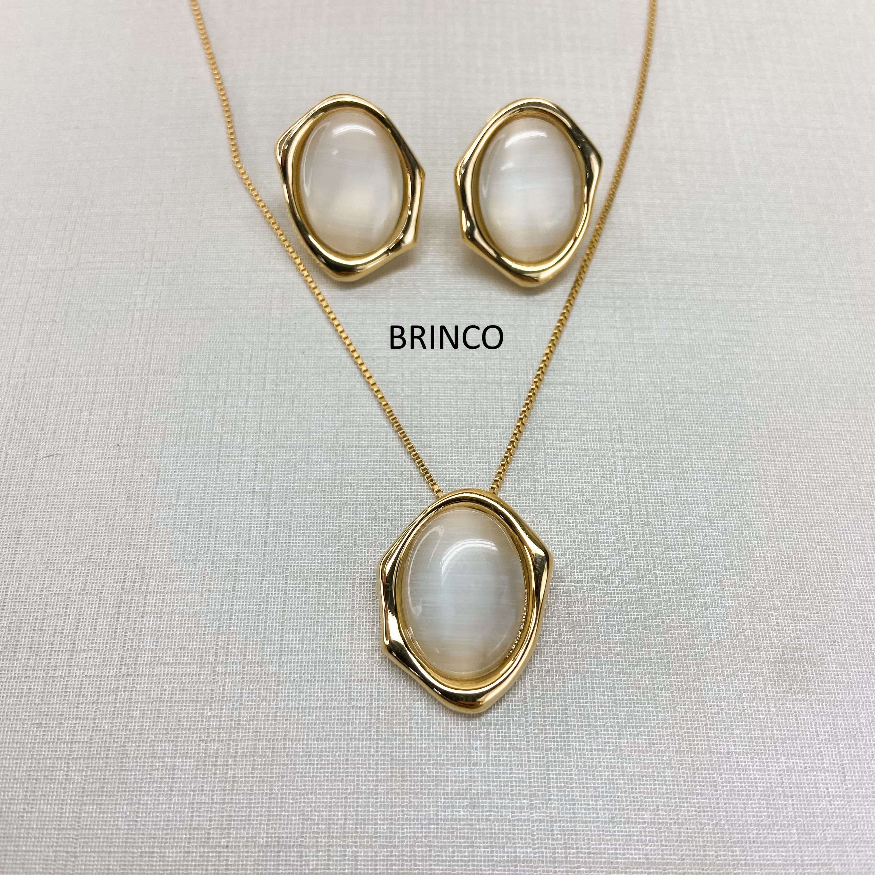 Earrings 220315