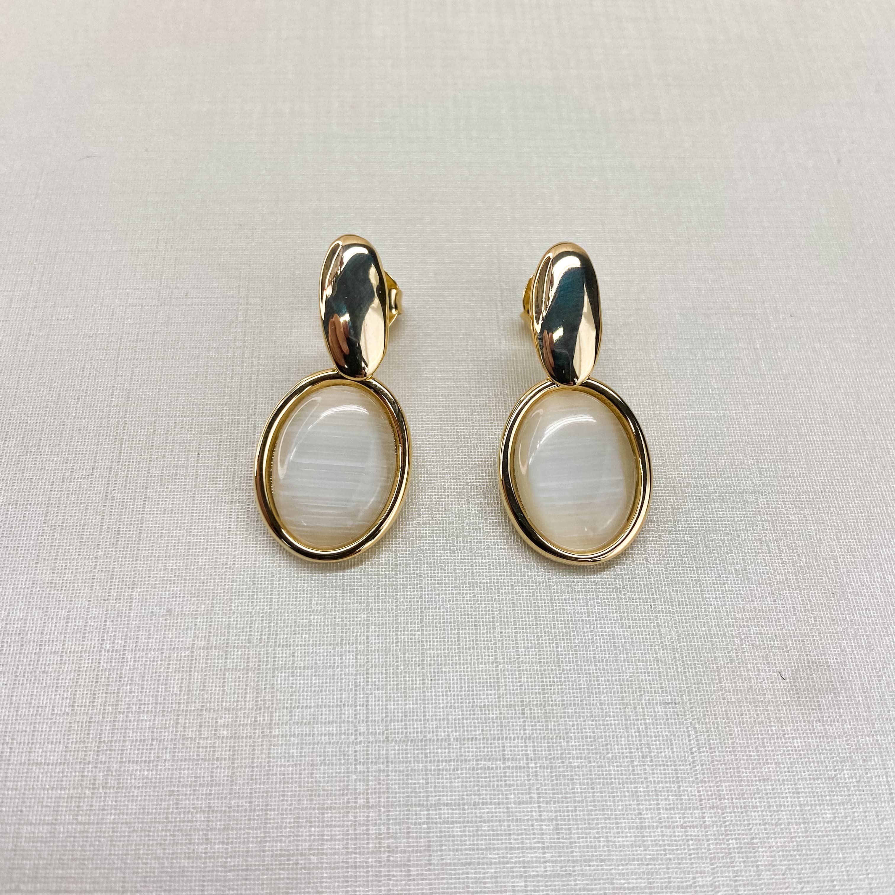 Earrings 220317