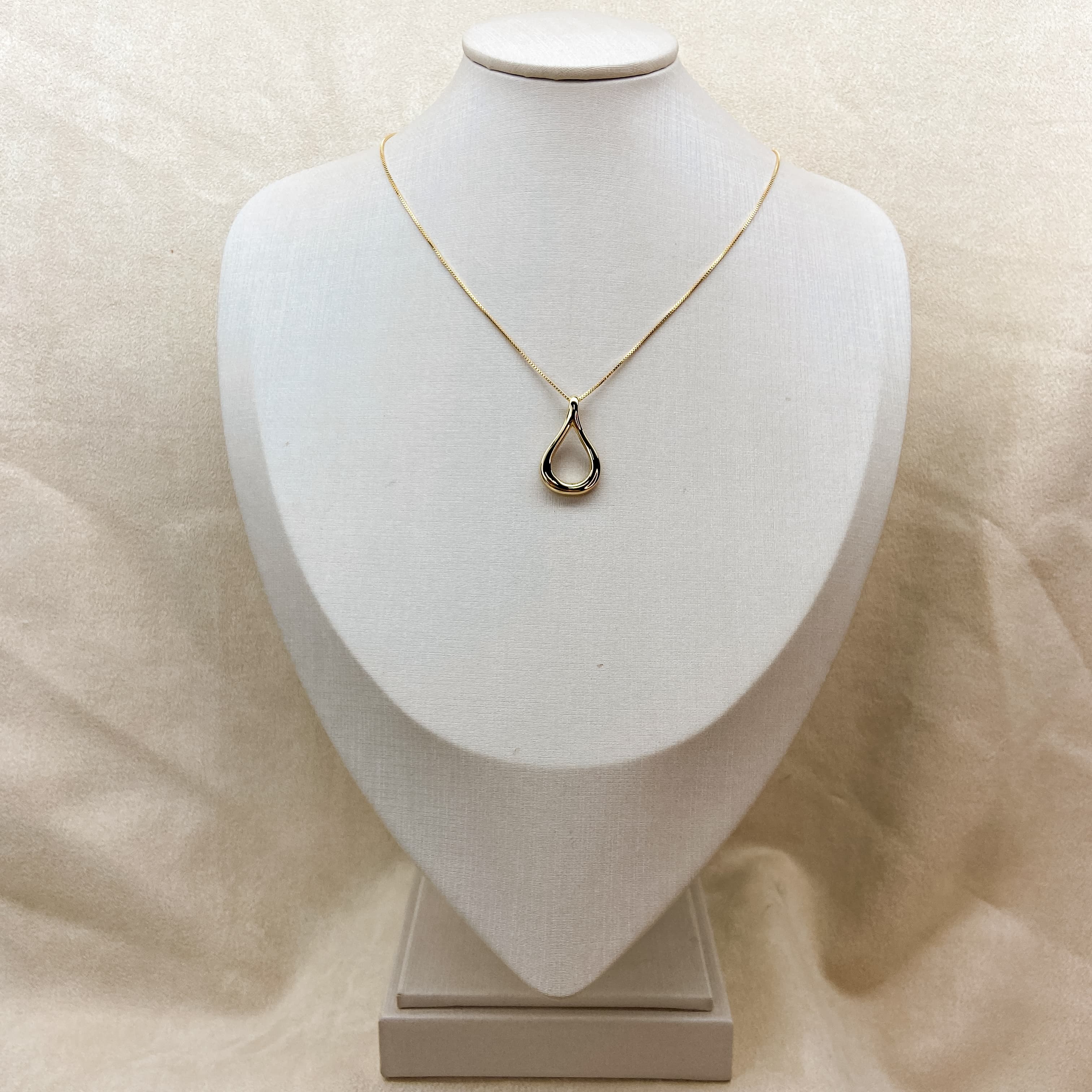 Necklaces 420760
