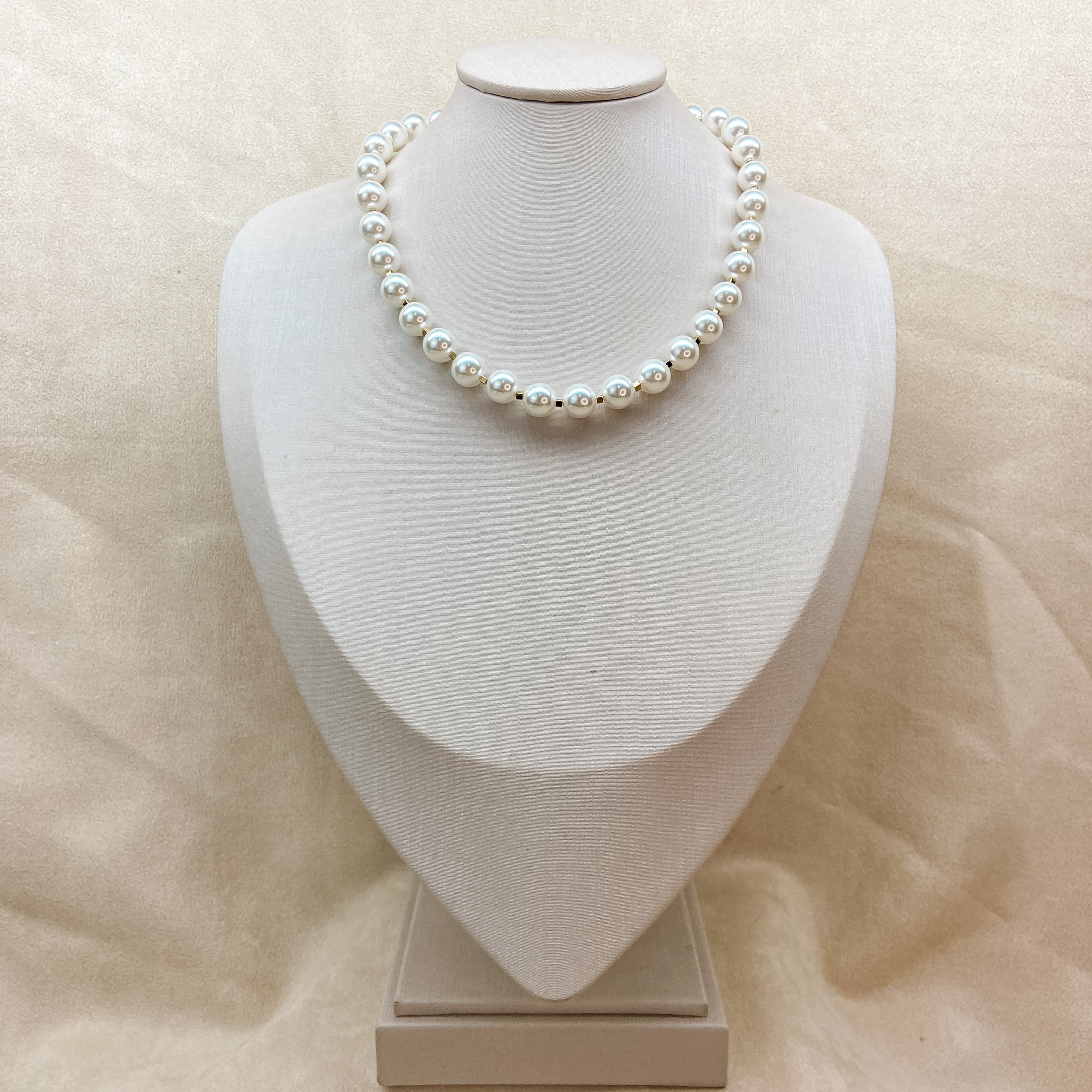 Necklaces 420770