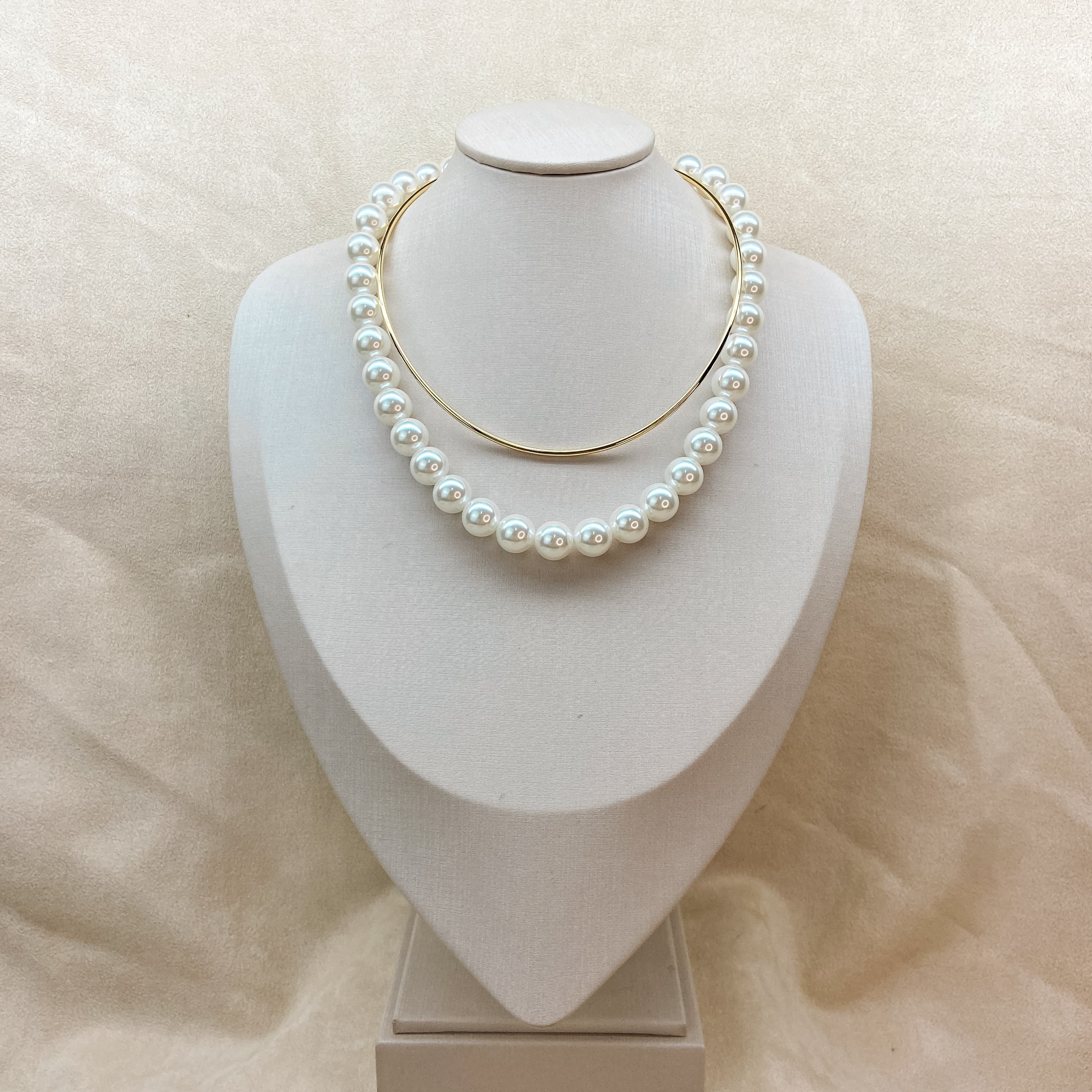 Necklaces 420773