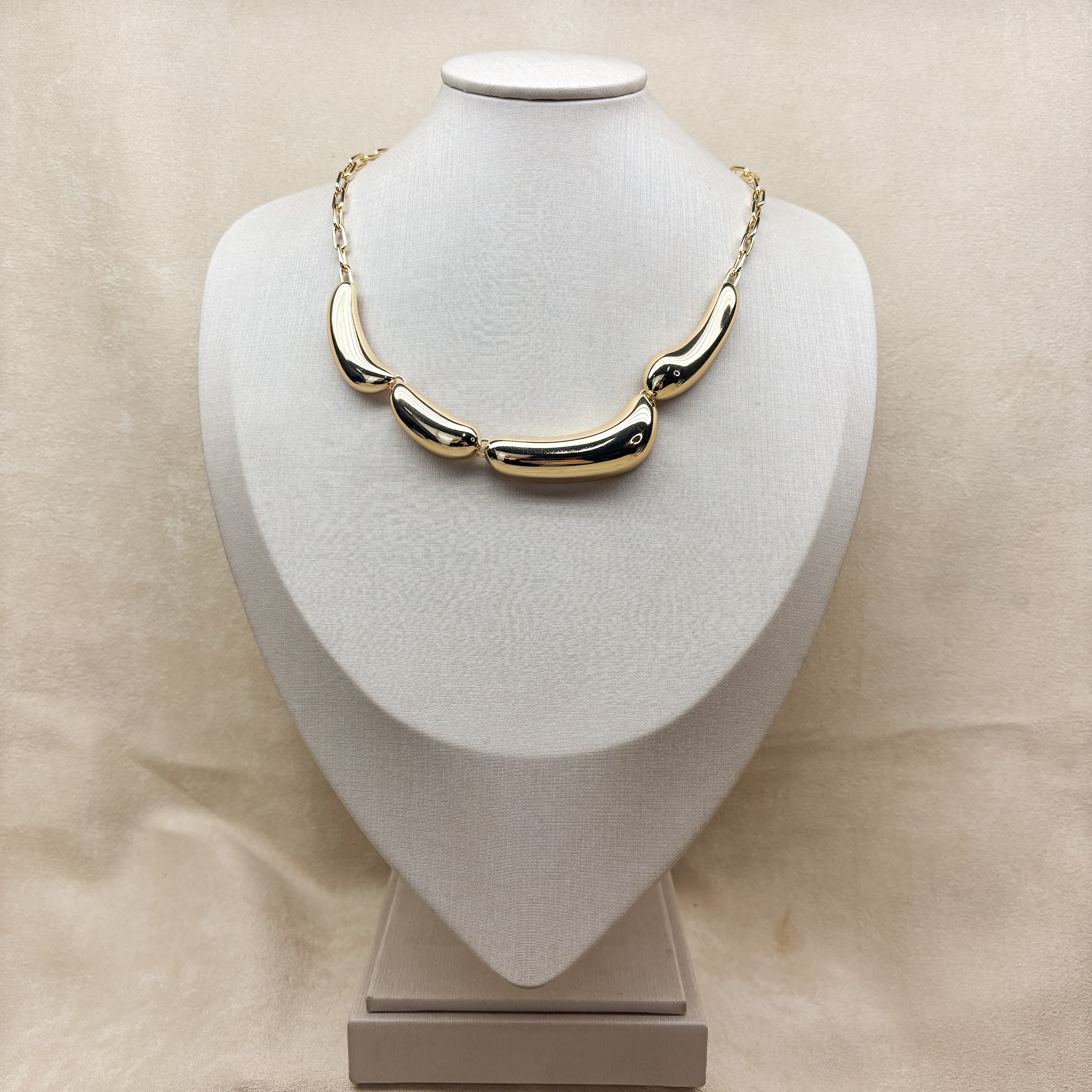 Necklaces 420955