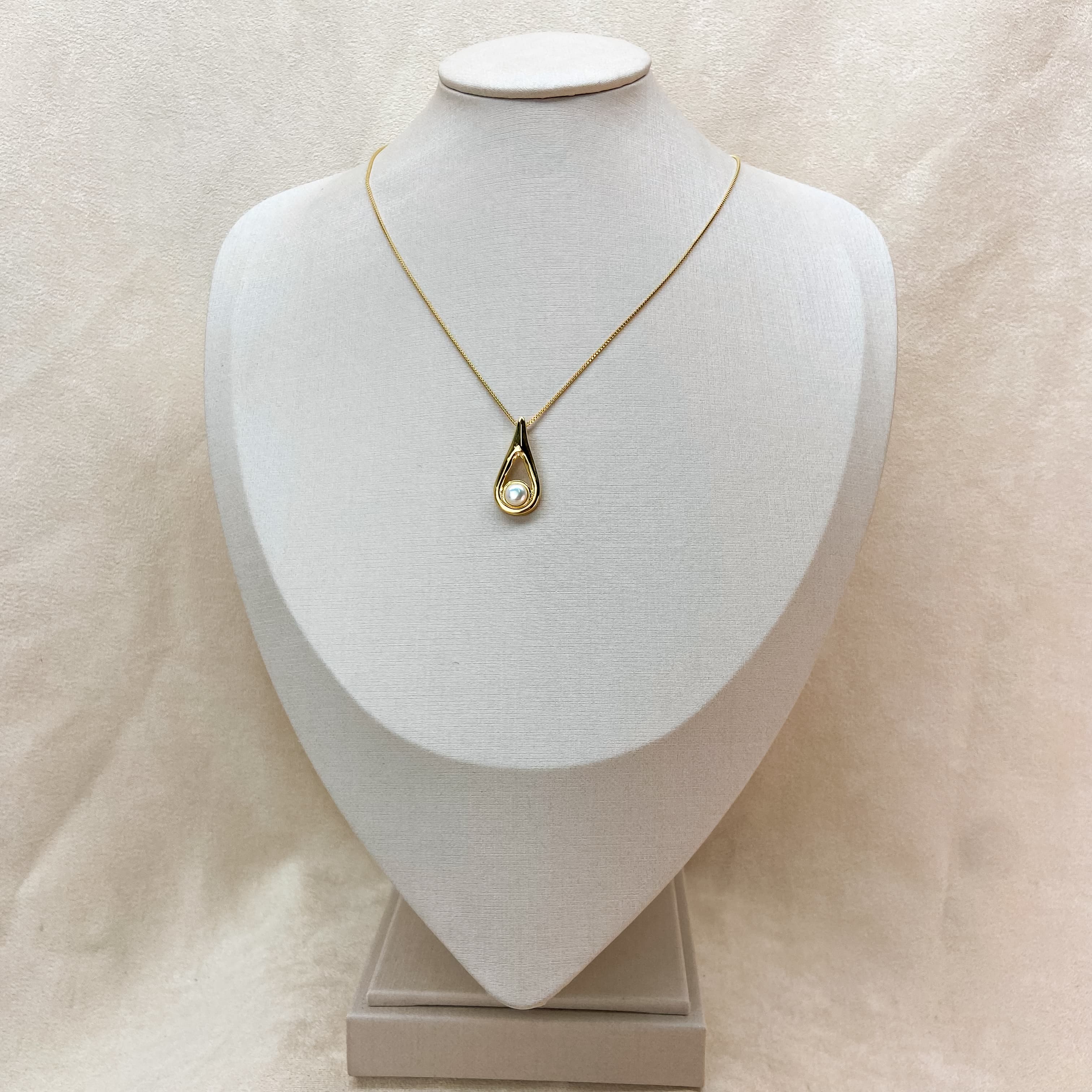 Necklaces 421345