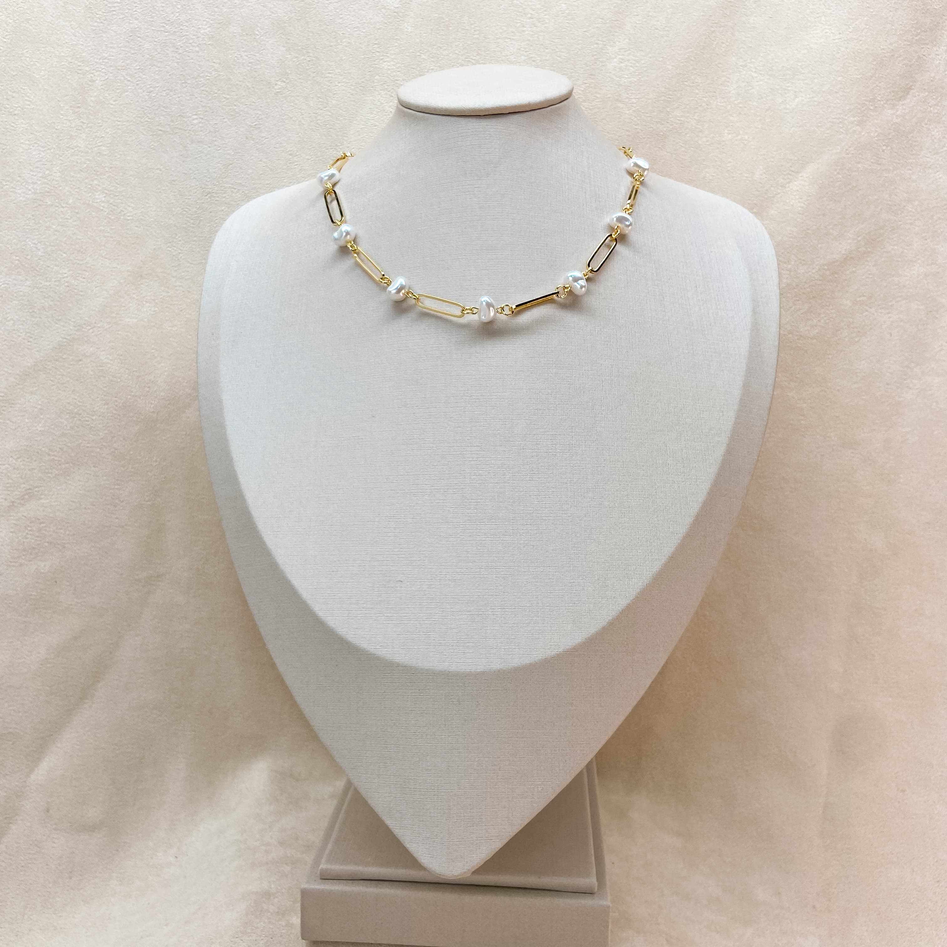 Necklaces 421363